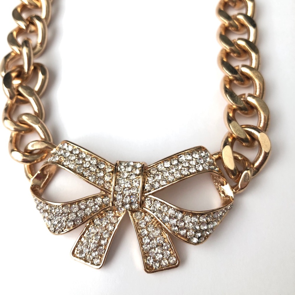 🎊HP🎊Bow gold necklace